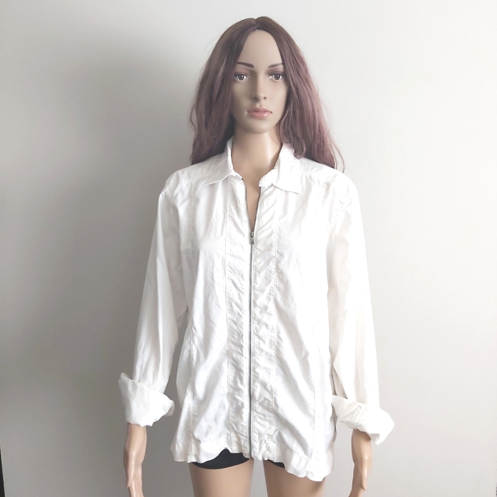 Calvin Klein white light jacket shacket